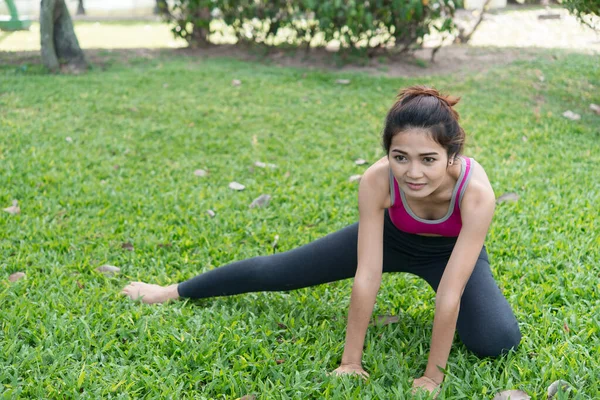 Asian Slim Woman Warm Work Out Morning Slim Girl Exercise — стоковое фото