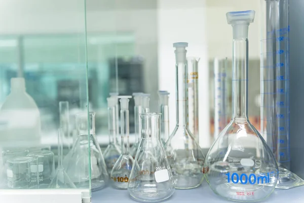 Recipiente Para Armazenamento Produtos Químicos Utilizados Experiência Dos Cientistas Laboratório — Fotografia de Stock