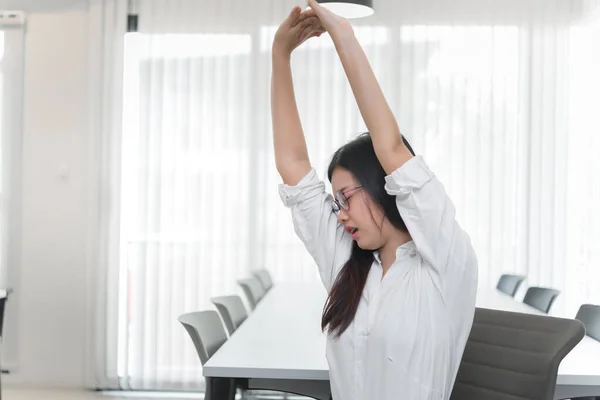 Beautiful Asian Woman Stretching Body Office Young Businesswoman Tried Hard — ストック写真