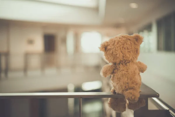 Alone Teddy Bear Vintage Style — Stock Photo, Image