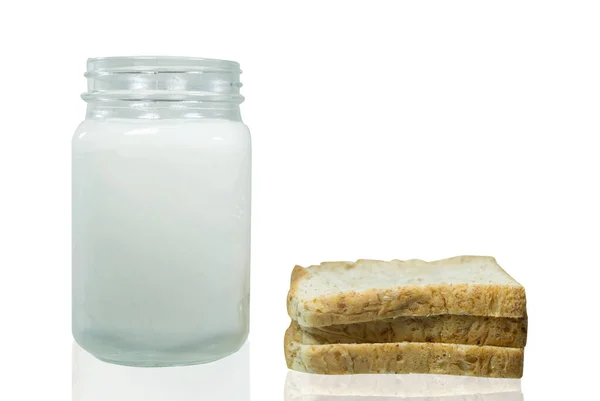 Sklenice Mléka Chleba Izolované Bílém — Stock fotografie