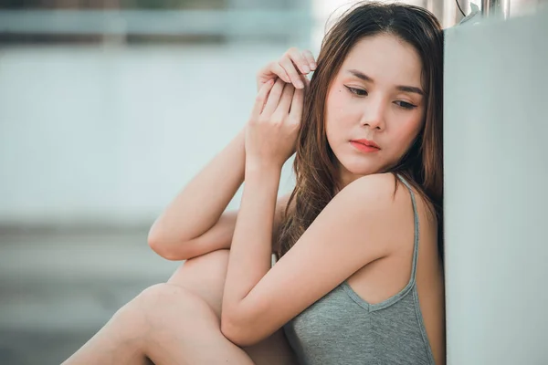 Krásná Thajská Žena Velmi Smutná Neopětované Lásky Přehodnotit Přemýšlet Retro — Stock fotografie