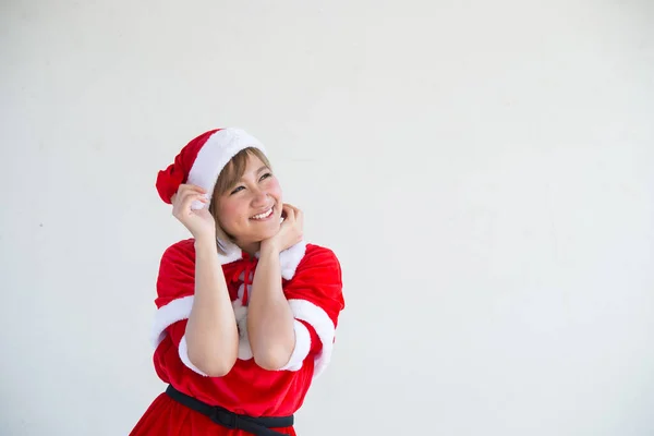 Bela Jovem Ásia Mulher Santa Claus Roupas Branco Fundo — Fotografia de Stock