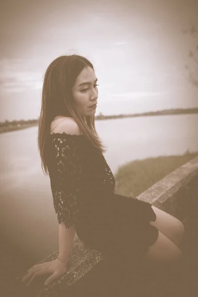 Belle Femme Thaï Très Triste Amour Non Partagé Repenser Réfléchir — Photo