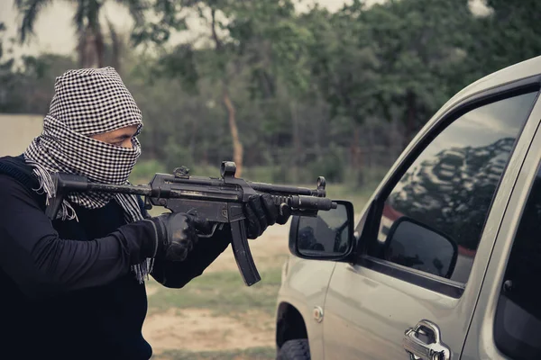 Närbild Terrorist Banditer Peka Pistol Till Bil Thailand Folk Tjuvar — Stockfoto