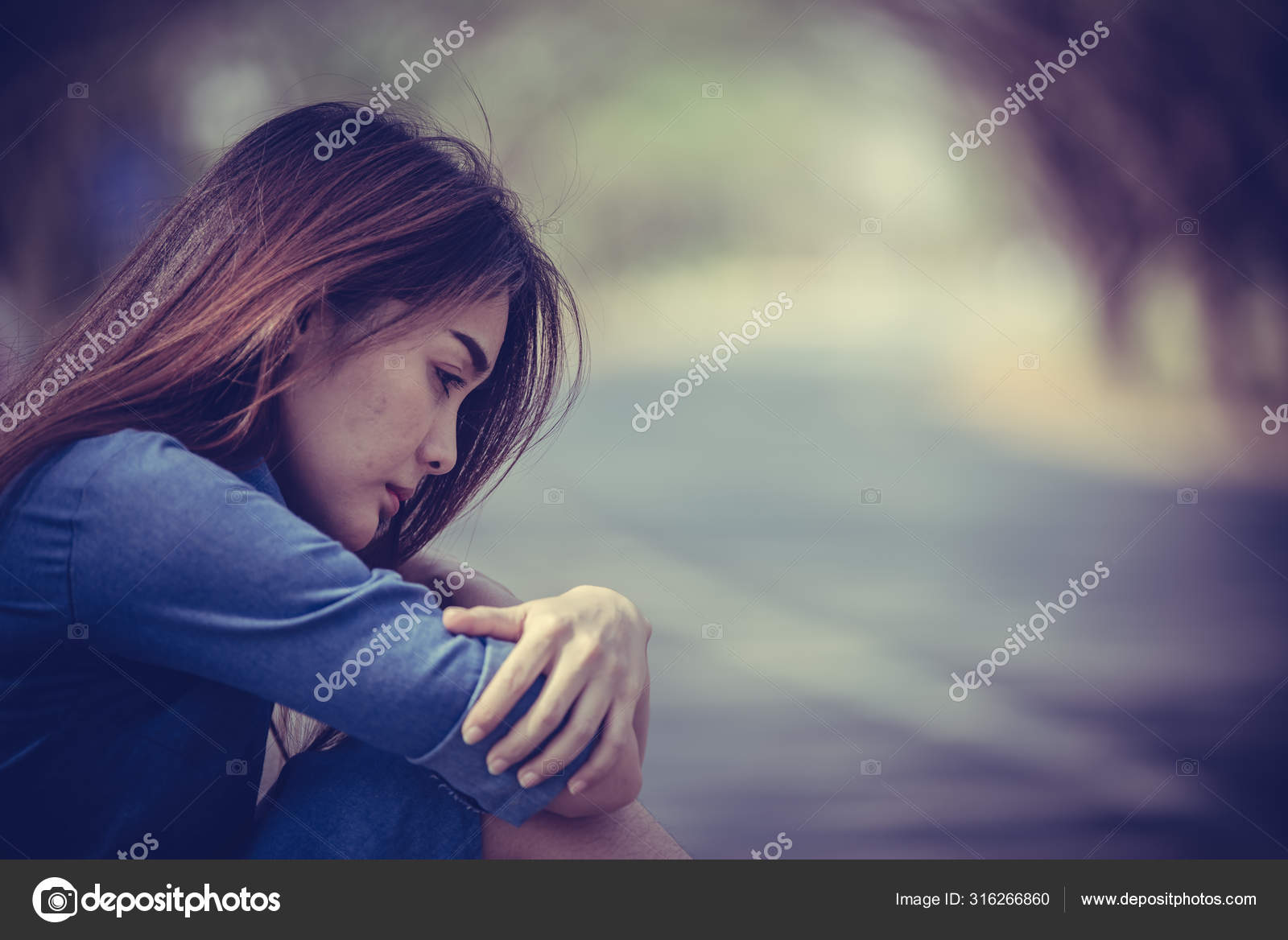 Beautiful Thai Woman Very Sad Unrequited Love Rethink Think ...