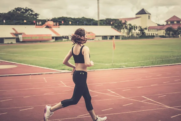 Mujer Asiática Corriendo Pista Tailandia Personas Corriendo Por Salud Slim — Foto de Stock