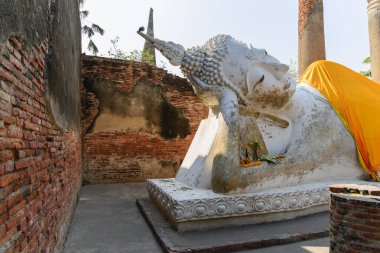 heybetli Buda heykelinin manzaralı manzarası