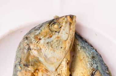 Sofrada pişirilmiş geleneksel Asya yemekleri