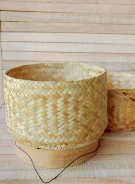 Yapışkan pirinç sepeti açıldı.