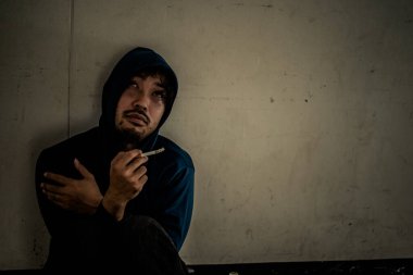 Asyalı bağımlıların portresi, Taylandlılar.