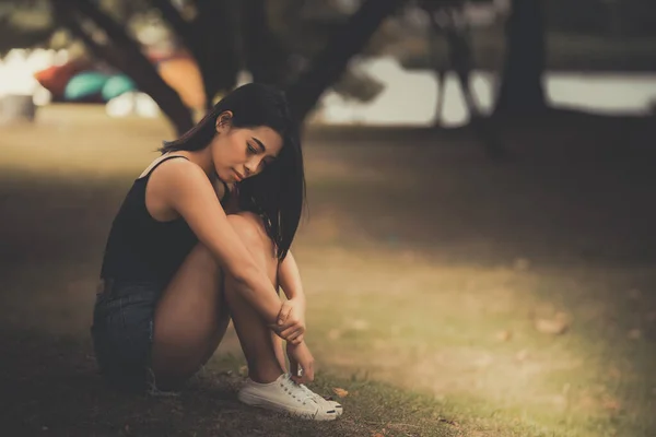 Bella Donna Tailandese Molto Triste Amore Non Corrisposto Ripensarci Ripensarci — Foto Stock