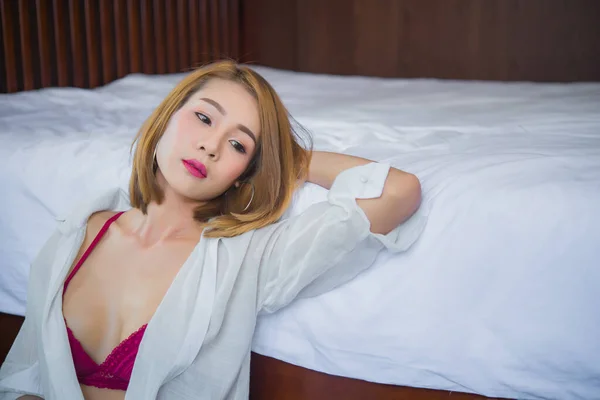 Portrait Belle Femme Asiatique Sexy Dans Chambre Coucher Thaïlande — Photo