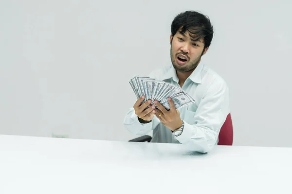 Asiático Homem Negócios Bagunçado Com Muito Dinheiro Dólar Mão Fundo — Fotografia de Stock