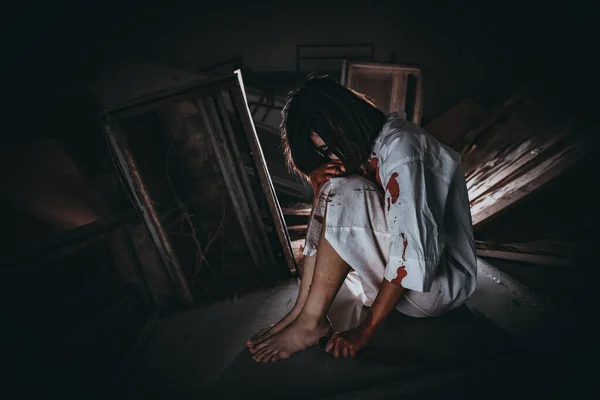 Πορτρέτο Της Ασιατικής Γυναίκας Συνθέτουν Φάντασμα Πρόσωπο Σκηνή Τρόμου Τρομακτικό — Φωτογραφία Αρχείου