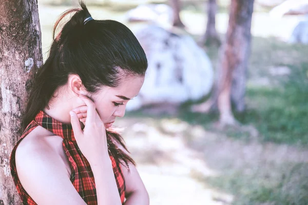 Close Triste Bella Donna Asiatica Unrequire Amore Lei Pensa Così — Foto Stock