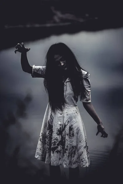 Portrait Asian Woman Make Ghost Face Swamp Horror Scene Scary — Stock Photo, Image