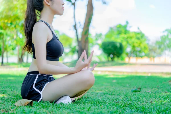 Beautiful Asian Woman Sit Lawn Play Yoga Park Daylight Slim — Stock Photo, Image