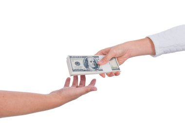 Beyaz arka planda iki el izole para dolar, bu kırpma yolu var