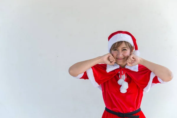 Mooie Jonge Aziatische Vrouw Santa Claus Kleding Witte Achtergrond — Stockfoto