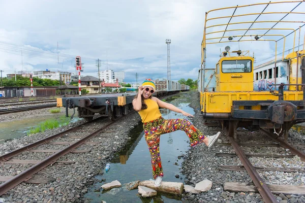 Hipster Menina Asiática Posar Para Tirar Uma Foto Retrato Moda — Fotografia de Stock