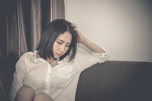 Asiatische Frau Traurig Von Der Liebe Sie Sorgen Sich Weil — Stockfoto