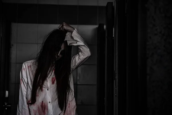 Retrato Mujer Asiática Conforman Cara Fantasma Con Sangre Escena Horror — Foto de Stock
