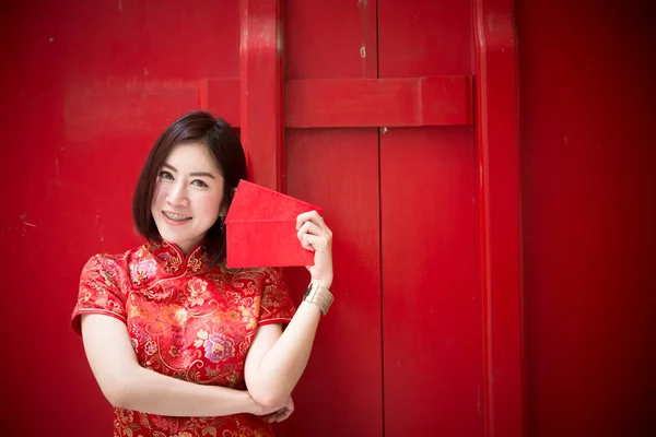 Porträt Einer Schönen Asiatin Cheongsam Kleid Thailändische Menschen Glückliches Chinesisches — Stockfoto