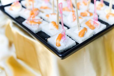 Masada geleneksel Asya atıştırmalıkları