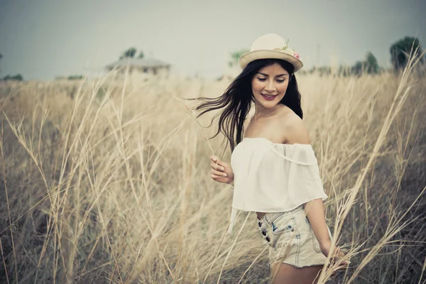 Portrait Asian Beautiful Woman Feeling Fresh Hat Her Hand Field — Stock Photo, Image