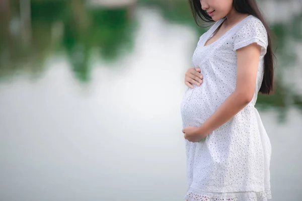 Porträt Einer Jungen Schwangeren Park Thailändische Menschen — Stockfoto