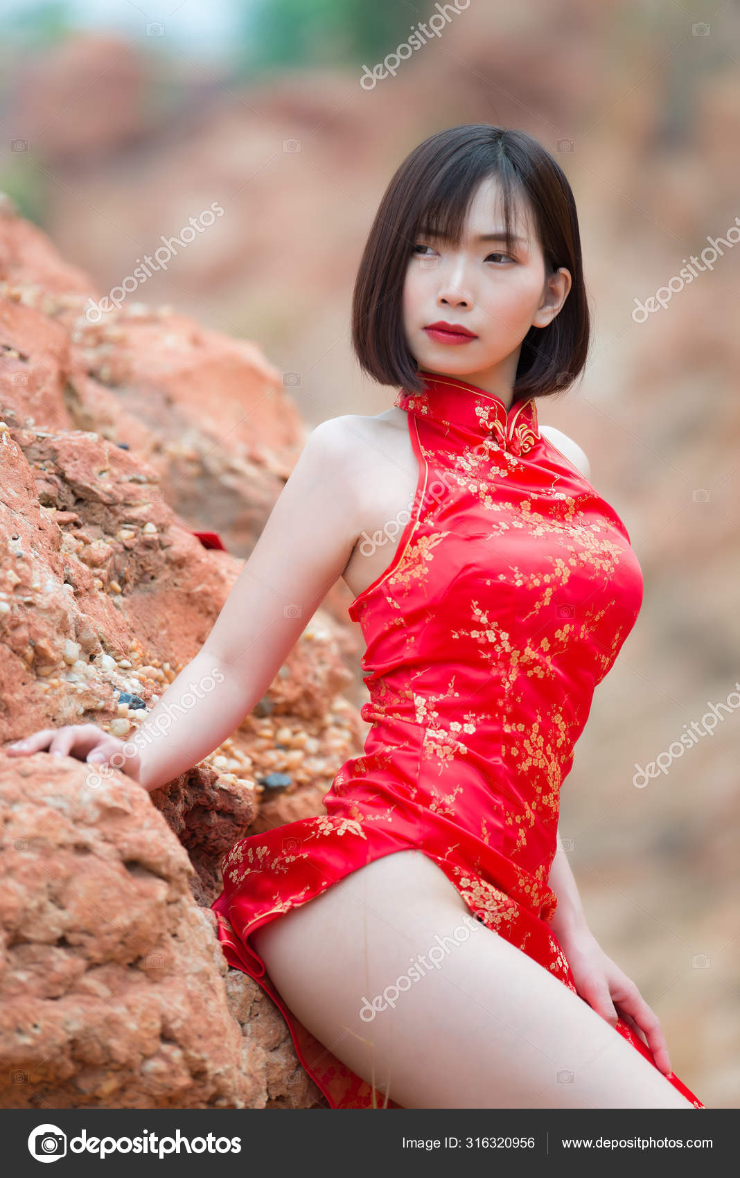 Top 47+ imagen chinas sin nada de ropa Abzlocal.mx