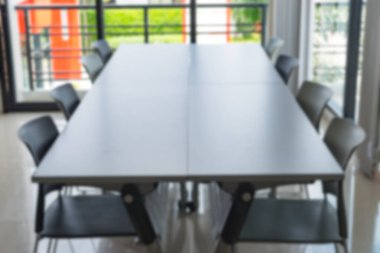 Konferans masasının bulanıklığı iş bitiminden sonra, ışığı kapat