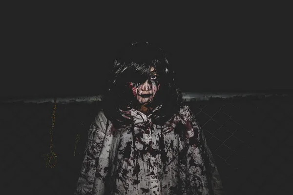 Porträt Einer Asiatischen Frau Make Geistergesicht Horrorszene Gruseligen Hintergrund Halloween — Stockfoto
