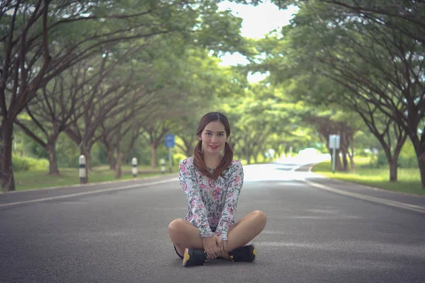 Bela Jovem Parque — Fotografia de Stock