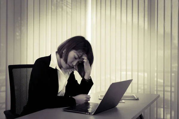 Aziatische Stress Business Vrouw Werken Mislukken Eigenaar Van Het Bedrijf — Stockfoto