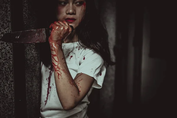 Mulher Asiática Bonita Conceito Crime Assassinato Sangue Corpo Cena Terror — Fotografia de Stock