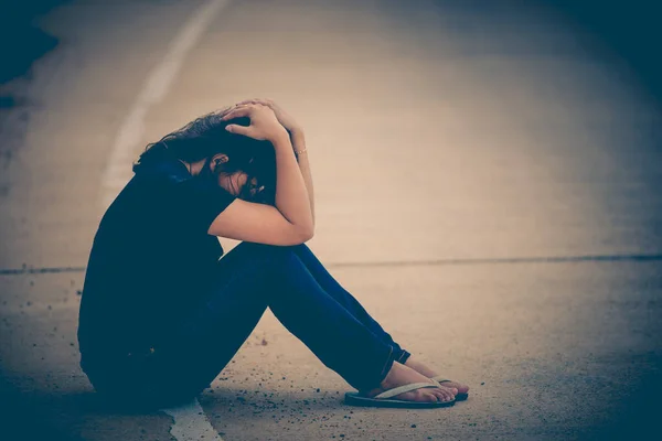 Asiático Menina Bonita Sentir Sozinho Floresta Sad Conceito Mulher Tailândia — Fotografia de Stock