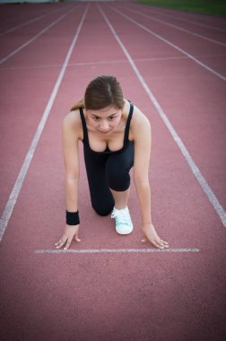 Seksi hazırlık zafere koştu, bir futbol sahasında.