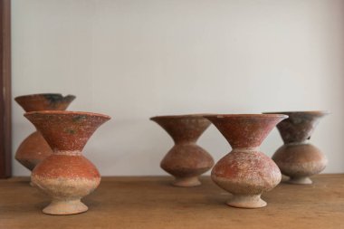 Antik Budist tapınağının içinde, seyahat kavramı 