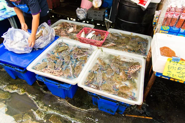 Fechar Mercado Asiático Com Produtos Marinhos — Fotografia de Stock