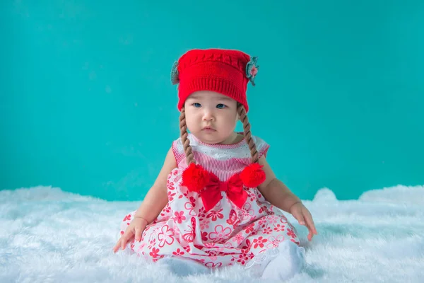 Portrait Cute Asian Baby Pink Dress Carpet Wool Happy Baby — Stock Photo, Image