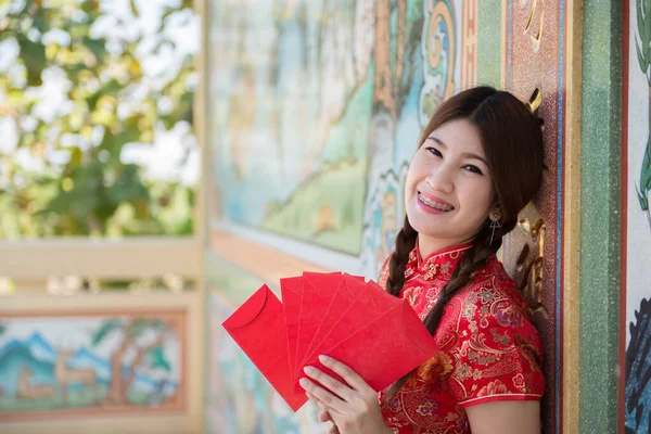 Porträt Einer Schönen Asiatin Cheongsam Kleid Thailändische Menschen Glückliches Chinesisches — Stockfoto