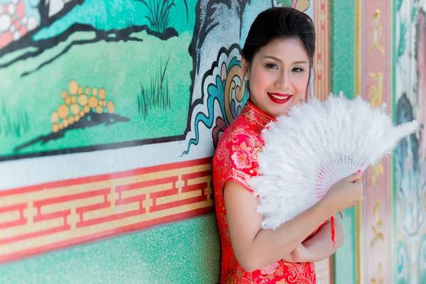 Porträtt Vacker Asiatisk Kvinna Cheongsam Klänning Thailand Människor Happy Chinese — Stockfoto