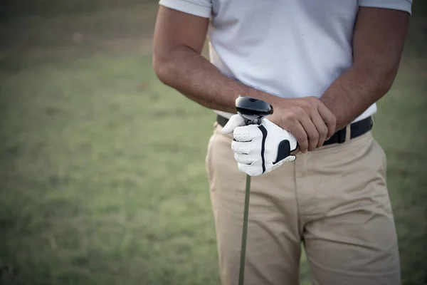 Golfista Drží Golfovou Hůl Golfovém Hřišti Thajci — Stock fotografie