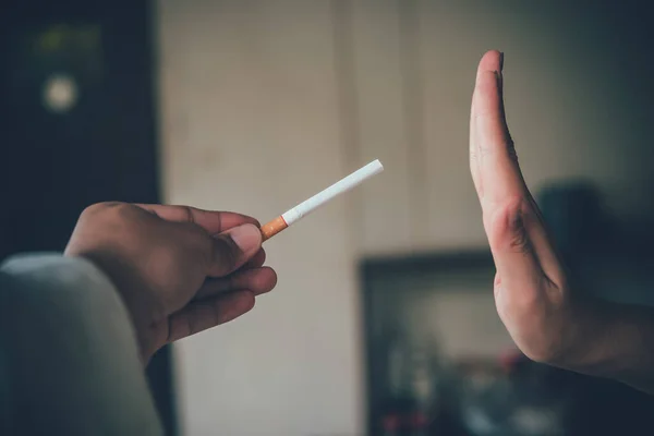 Negarse Conseguir Cigarrillos Para Fumar Hay Día Mundial Del Tabaco —  Fotos de Stock