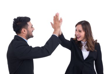 İşadamı ve iş kadını şirketin yeni işinden, iş konseptinin büyük başarısından, iş dünyasının kazananından, taktik ekibinden memnunlar.