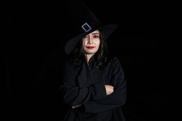 Portrait Belle Femme Asiatique Porter Costume Sorcière Sur Fond Noir — Photo