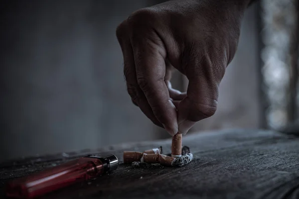 World Tobacco Day Close Hand Put Out Cigarette Smoking Concept — Stock Photo, Image