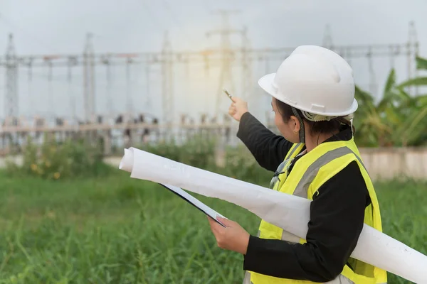 Asiatischer Ingenieur Der Kraftwerk Arbeitet Thailänder — Stockfoto